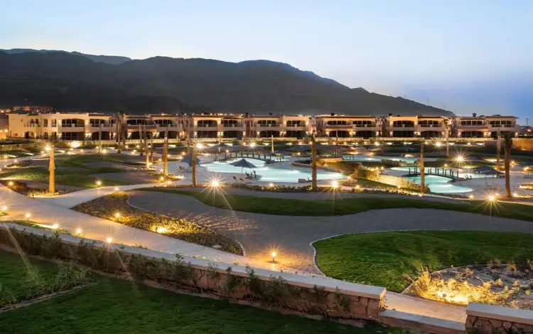 قرية La Vista Topaz Ain Sokhna قرية لافيستا توباز السخنة