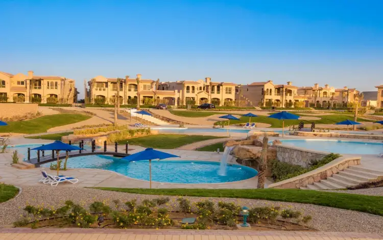 لافيستا توباز السخنة خدمات قرية لافيستا توباز