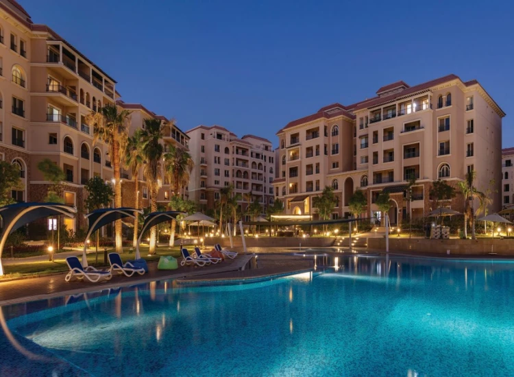 90 Avenue Compound 90 Avenue