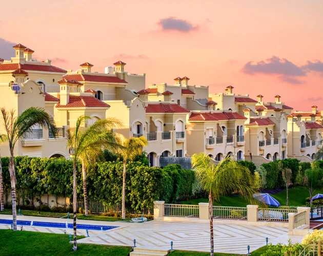 كمبوند الباتيو 5 ايست الشروق El Patio 5 East El Shorouk